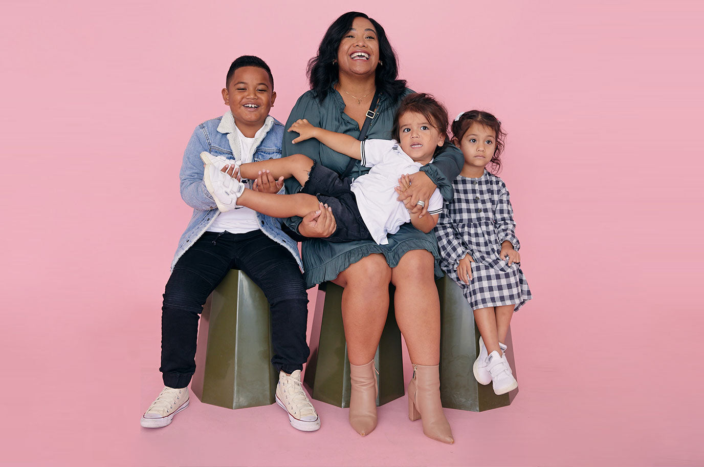 MOTHER'S DAY | BY YOUR SIDE WITH POU BETTON