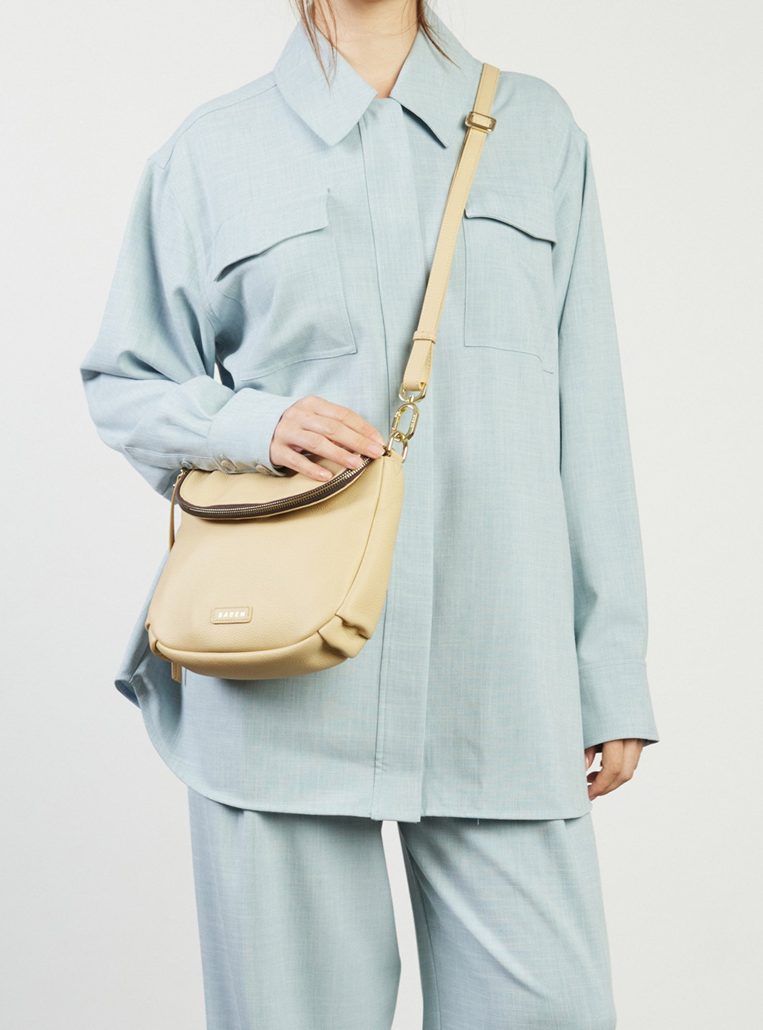 Fifi Crossbody Raffia