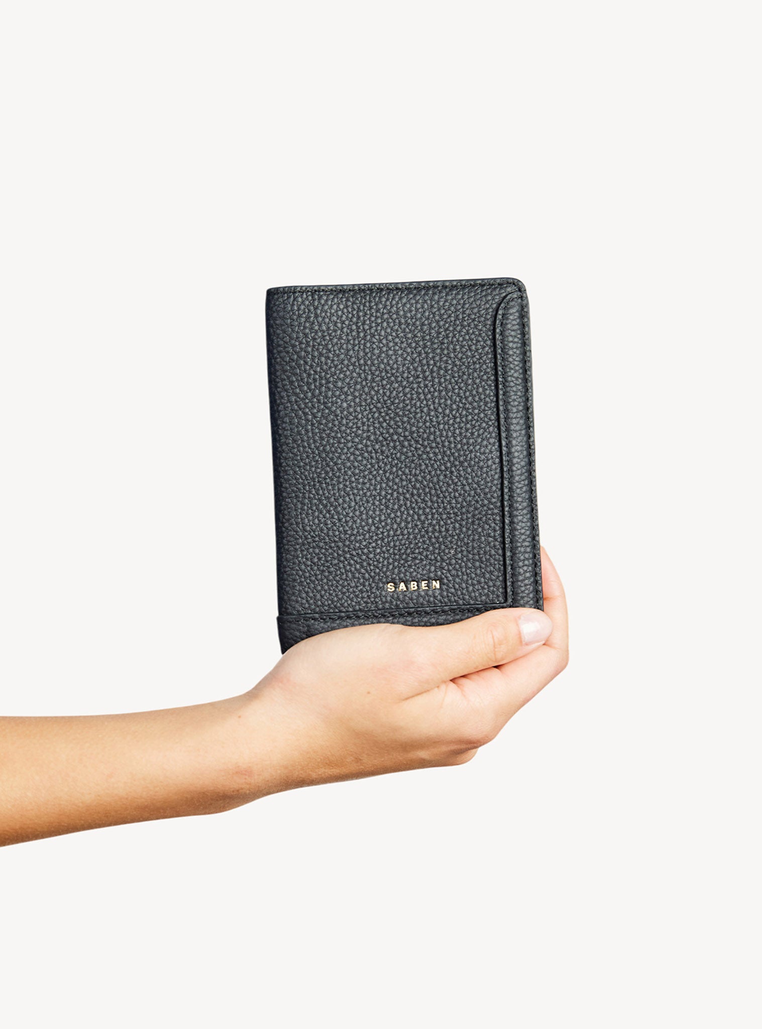 Linz Passport Wallet Black | Travel Accessories | SABEN
