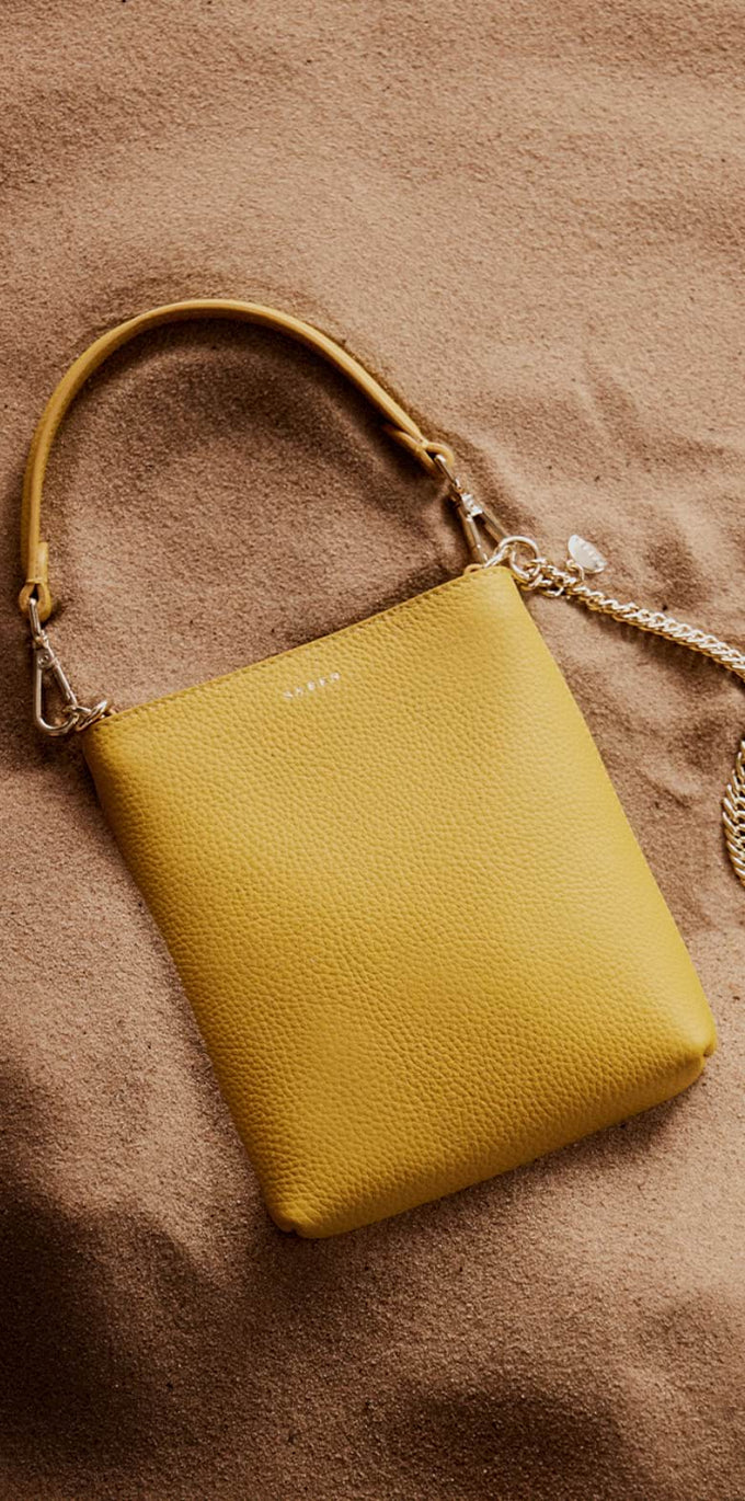 MIRAGE SS25 Collection 