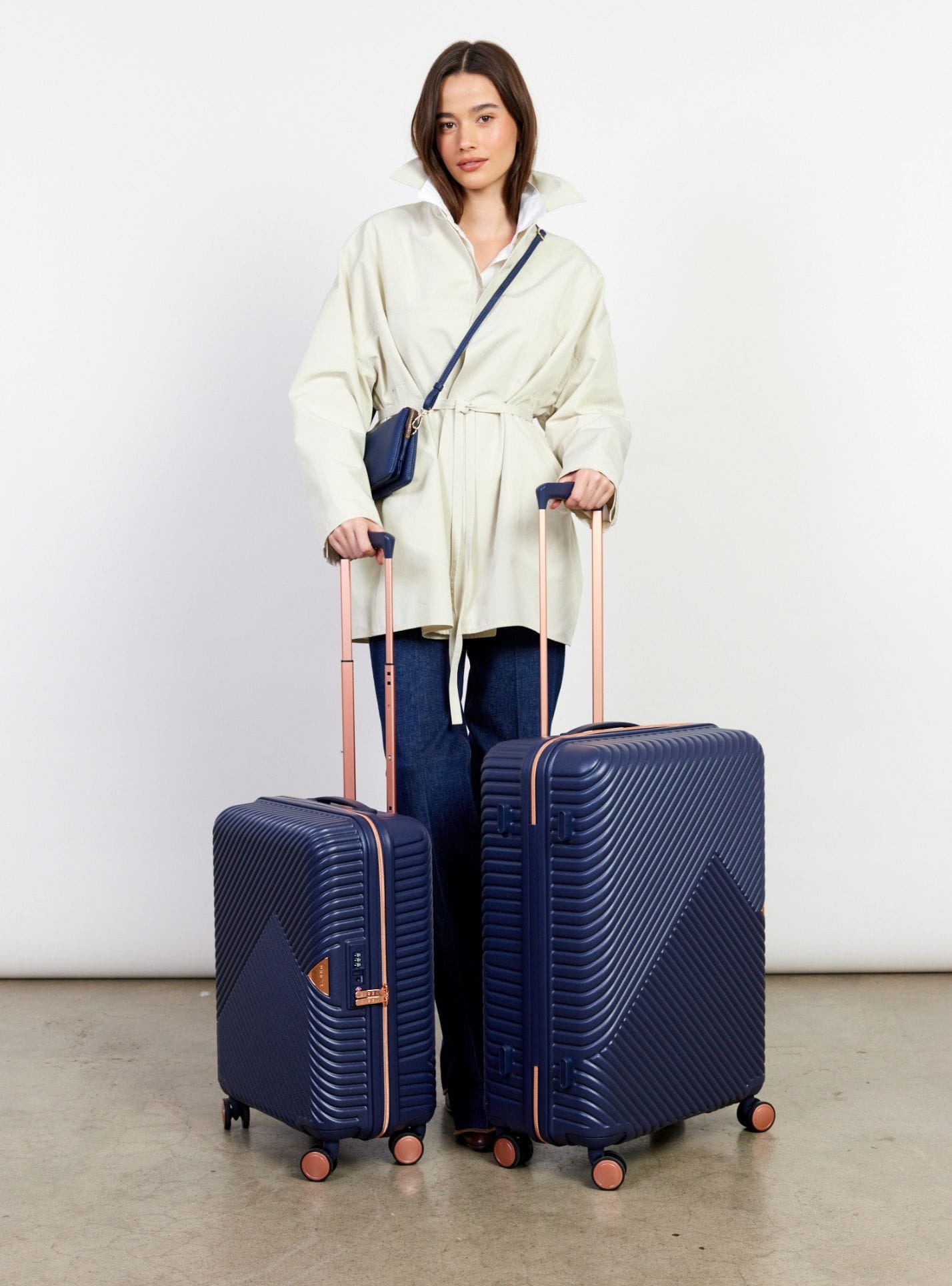 Suitcase Medium