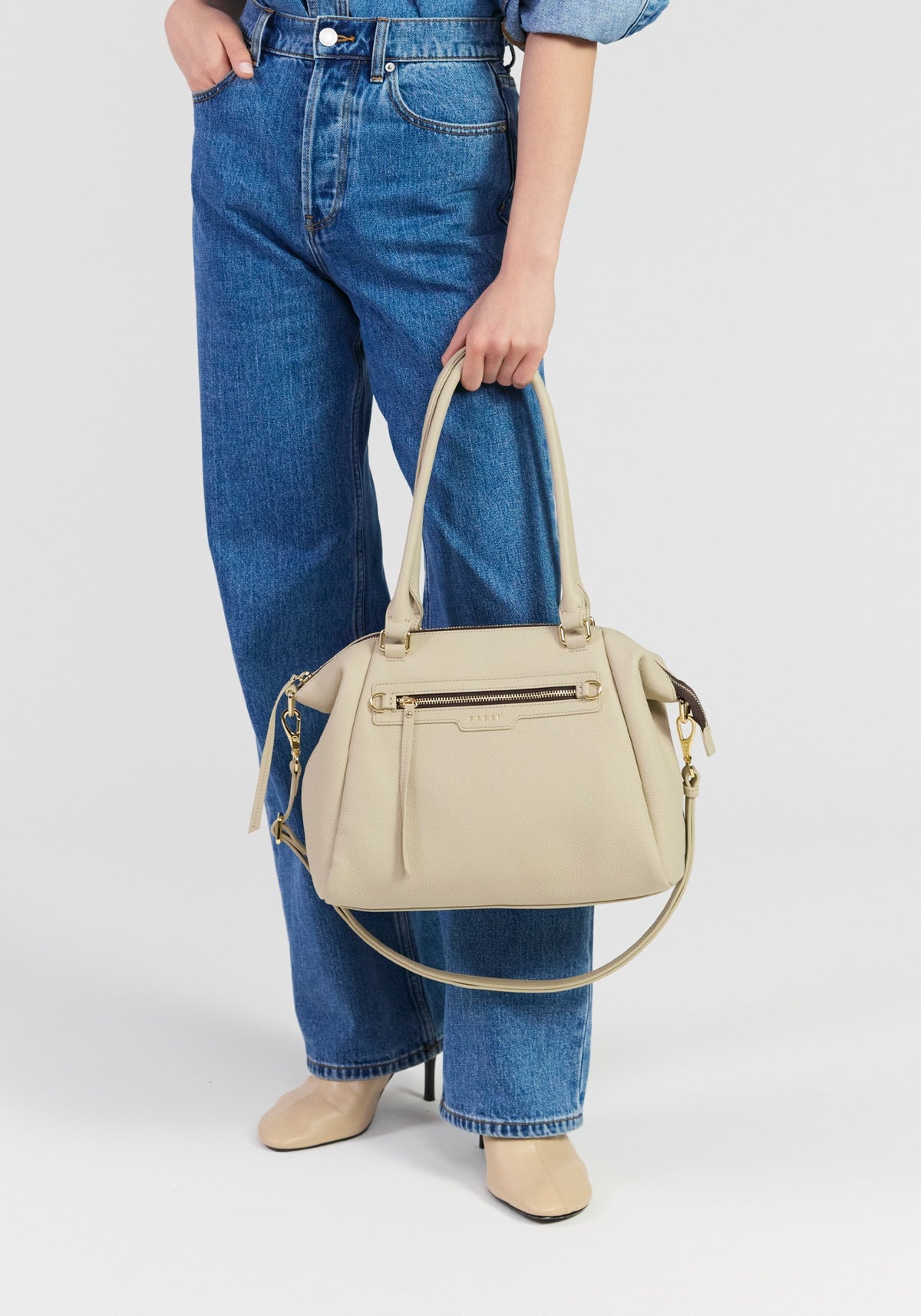 Gita Shoulder Bag
