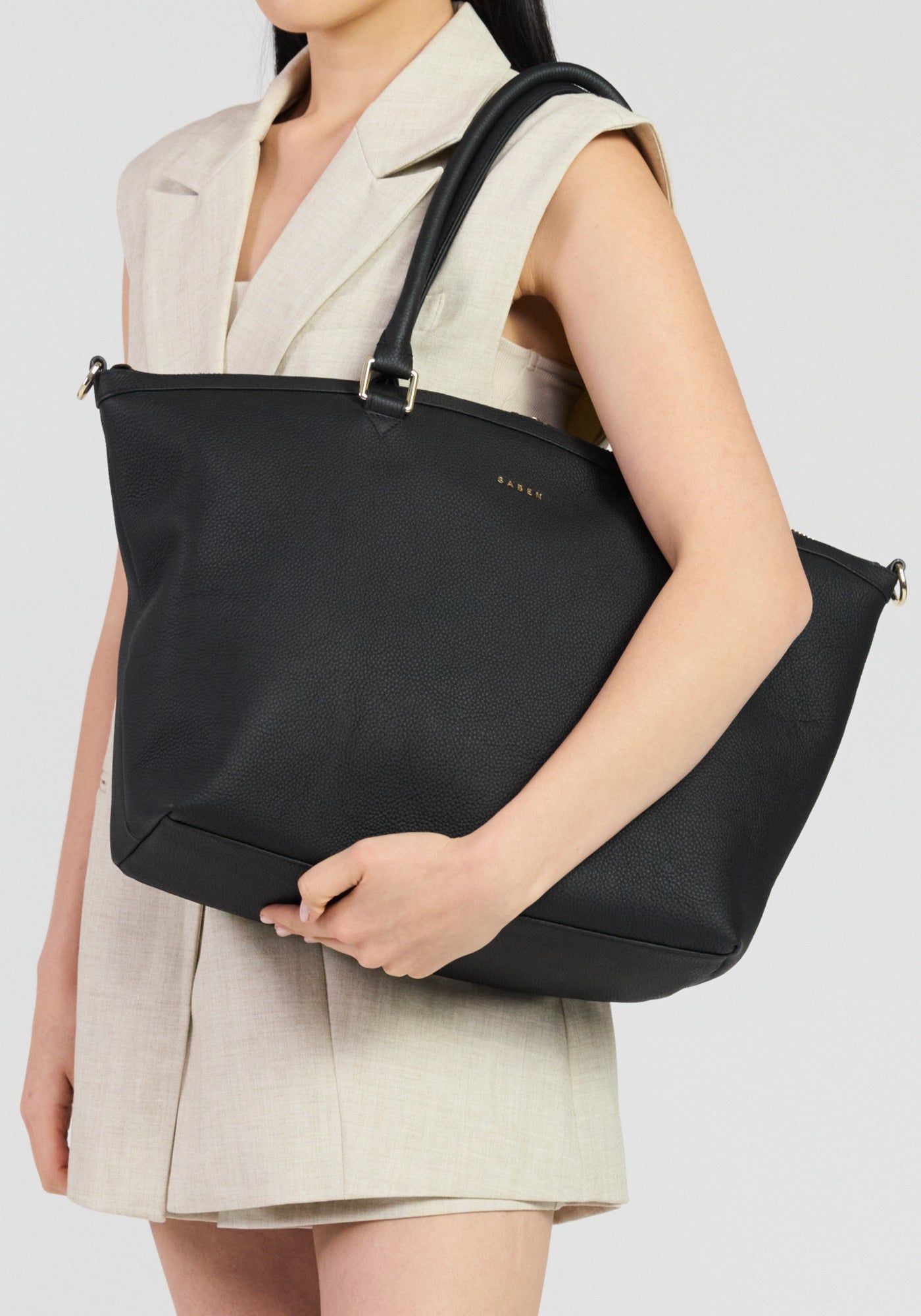 Milan Carry-All