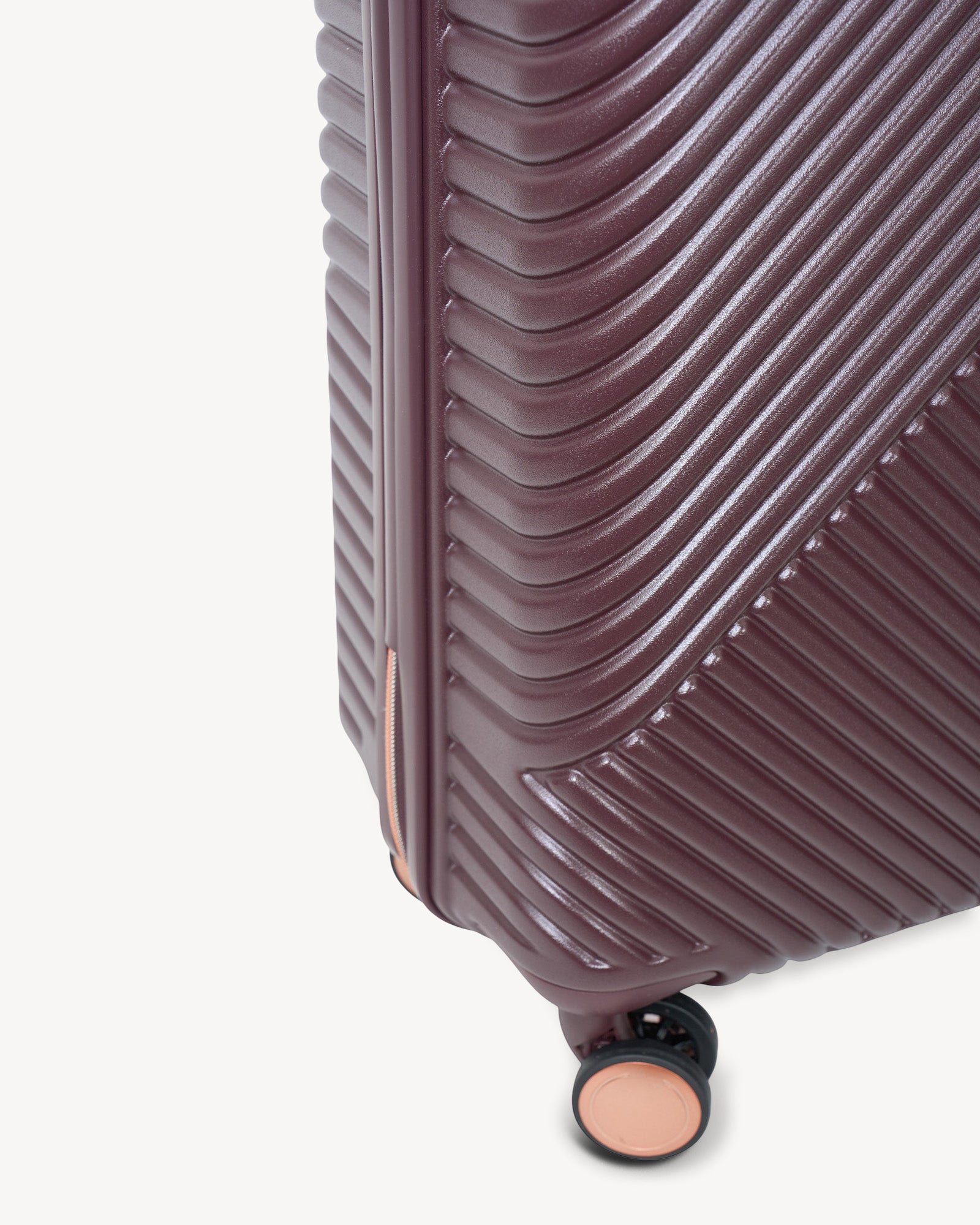 Set of Cabin + Medium Suitcase