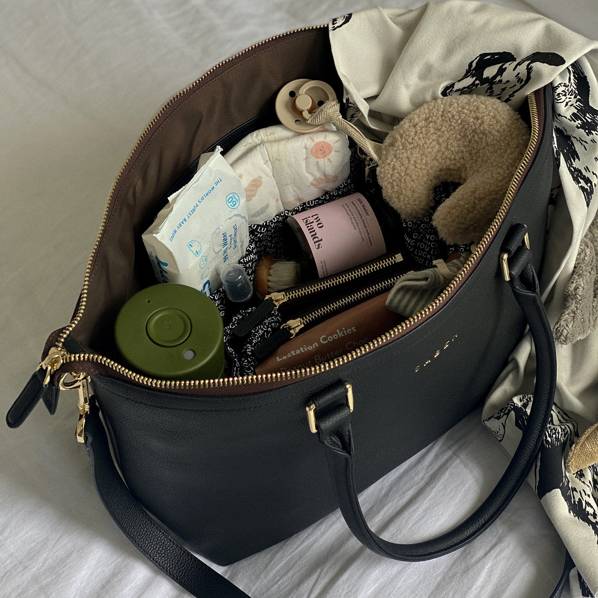 Milan Carry-All + Baby Accessory Set