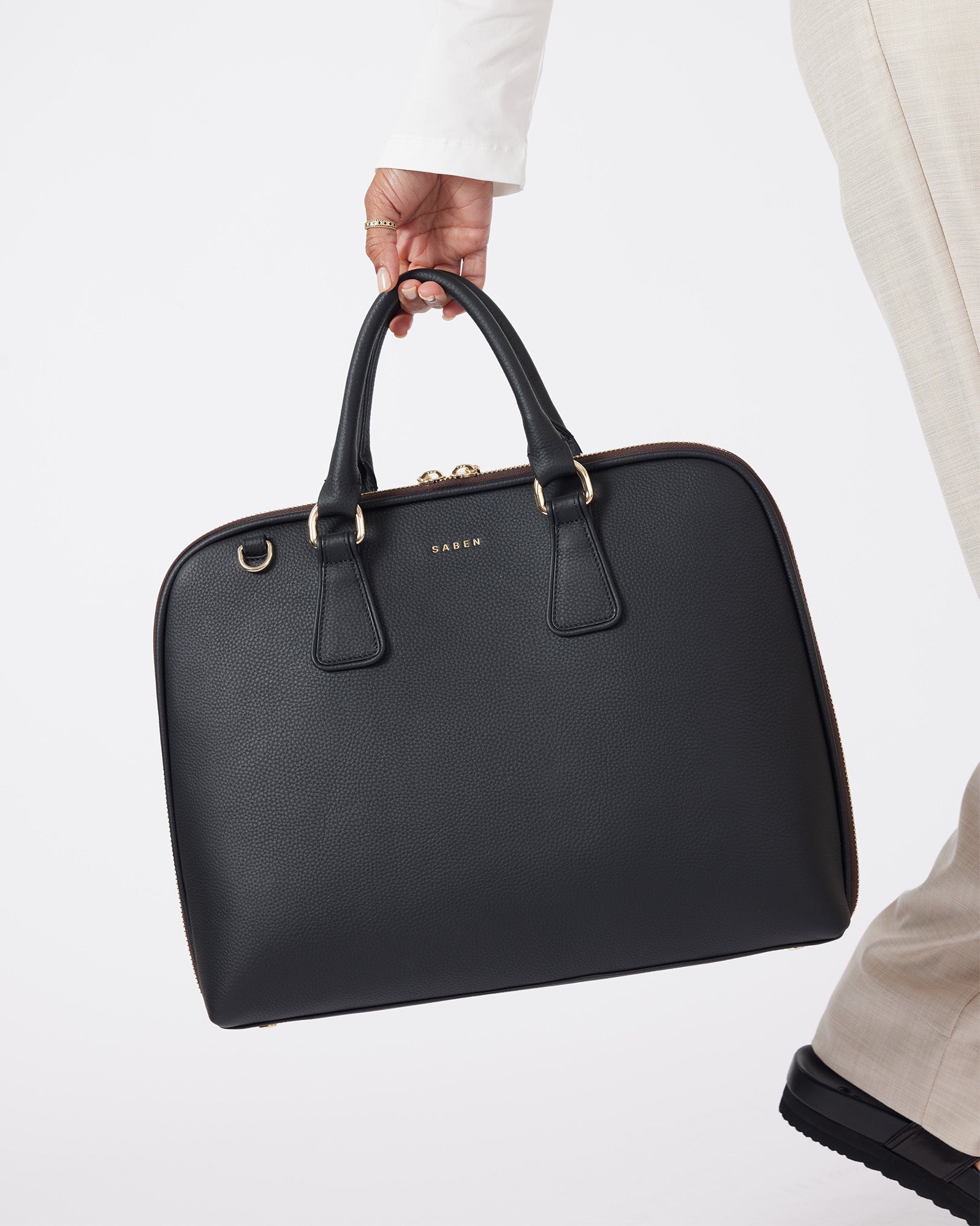 Sylvia universal deals slim laptop bag
